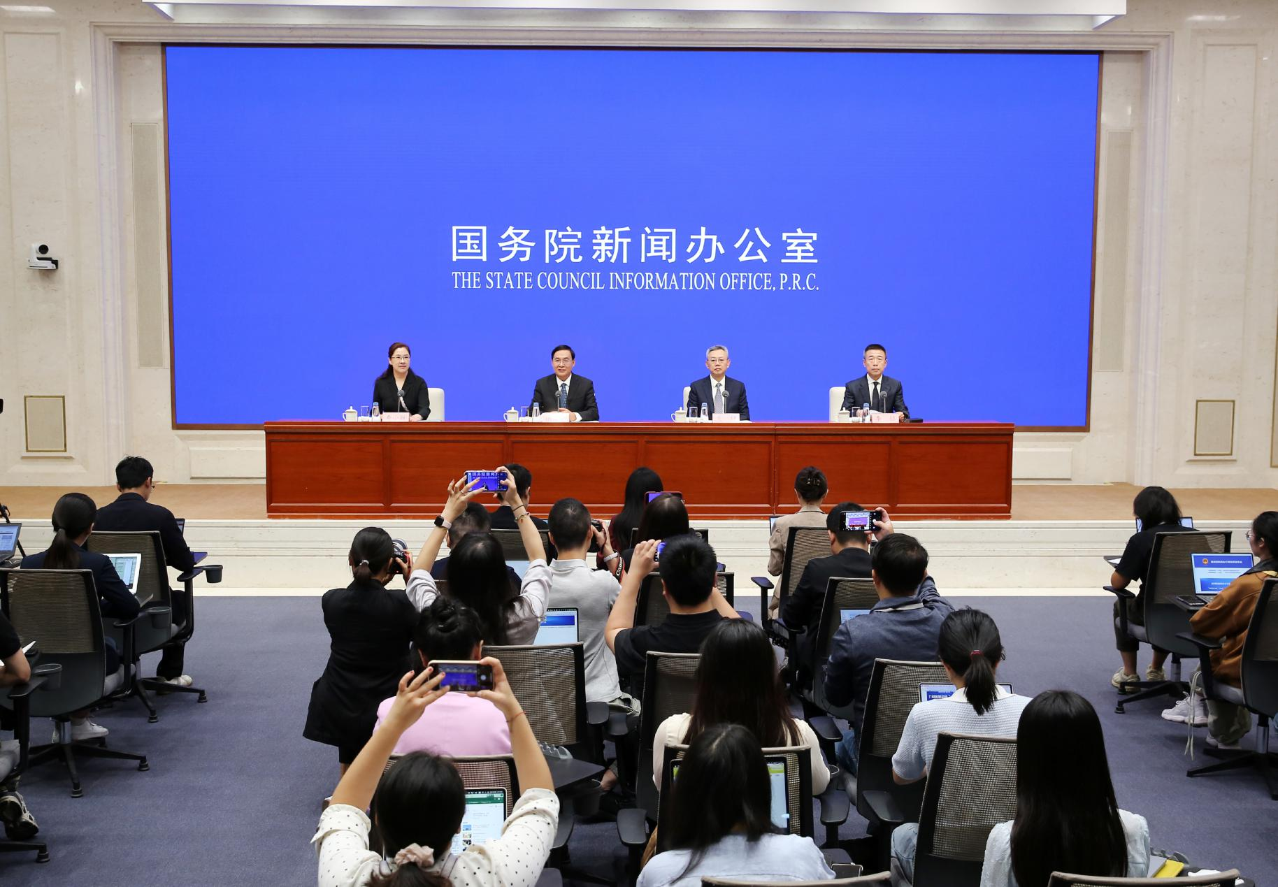 张玉卓、、国资、、央企、、国资委、、书记、、主任、、国企、、企业刷新