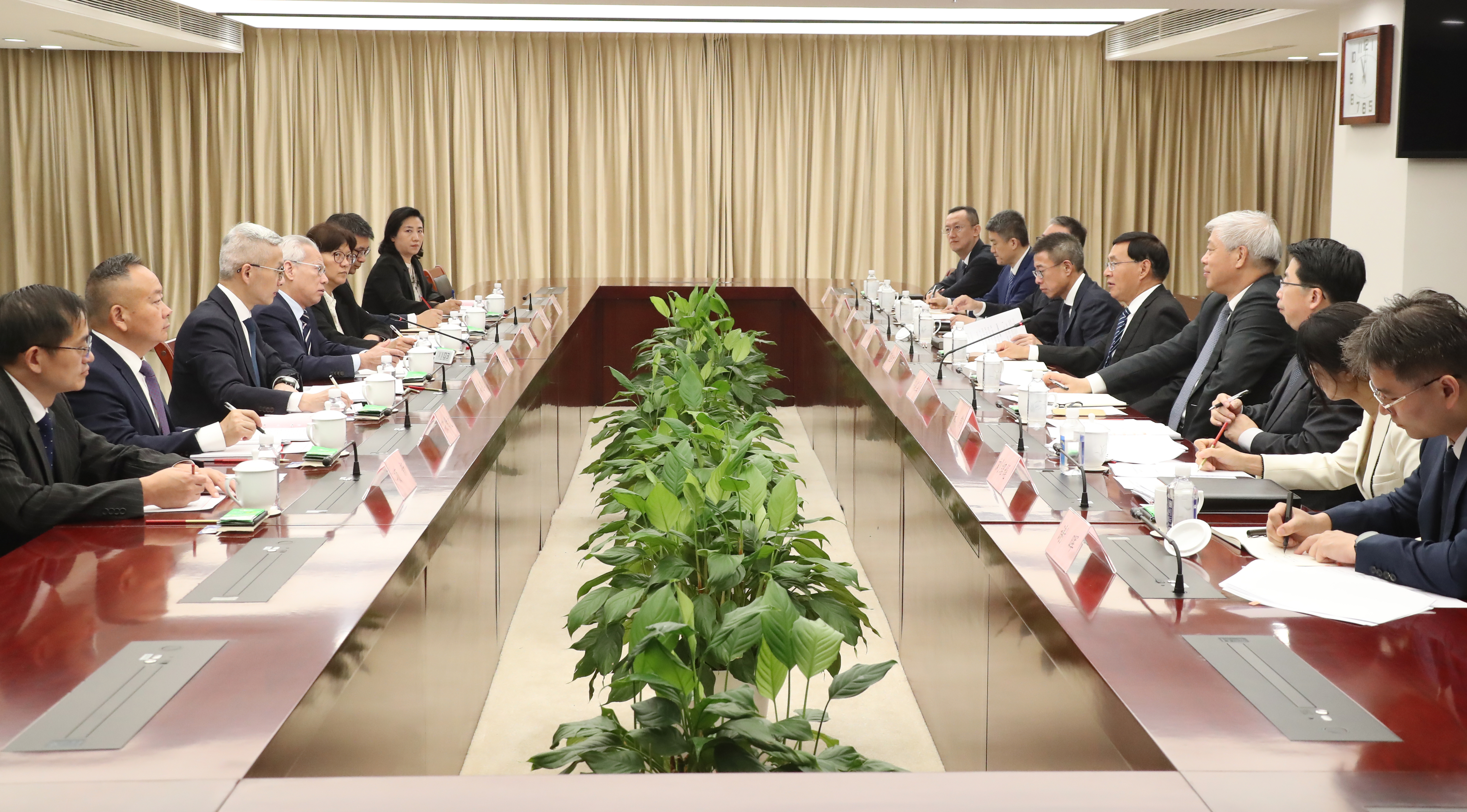 张玉卓、、、国资、、、央企、、、国资委、、、书记、、、主任、、、国企、、、企业刷新